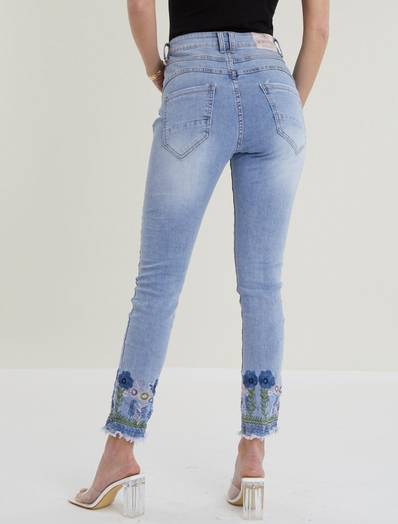 Jean effet froissé à fleurs brodées - bleu denim - 2