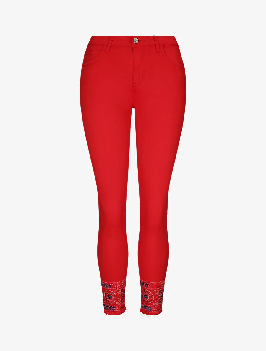 Jean 7/8 à bords coupe franche et ornés de broderies - Rouge - 4