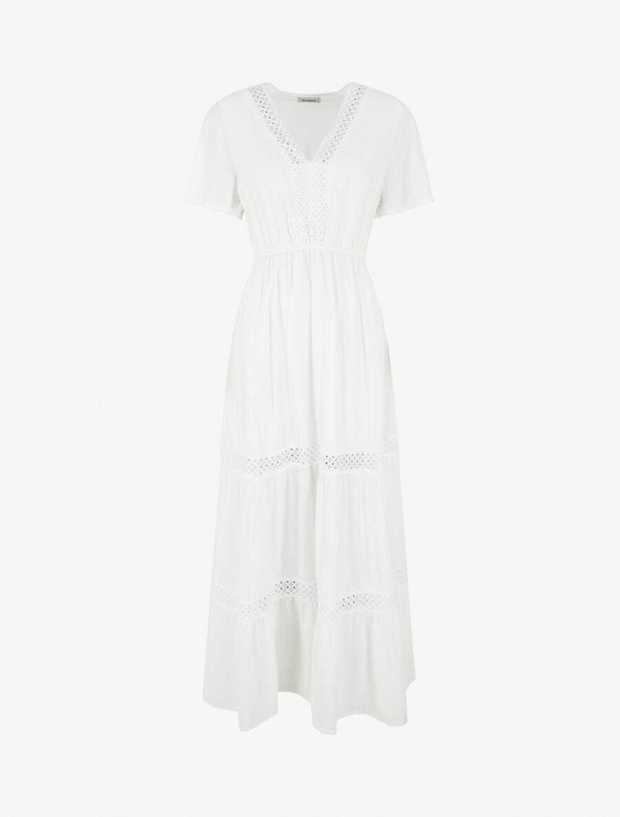Robe longue évasée à empiècements en dentelle ajourée - Blanc - 4