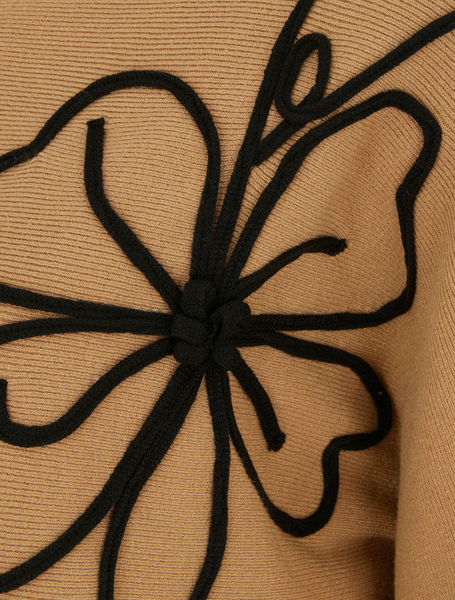 Pull uni à broderie fleur - Camel - 3