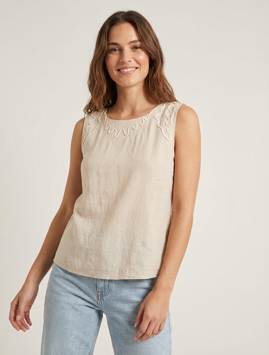 Top uni à détail broderies vagues - Beige