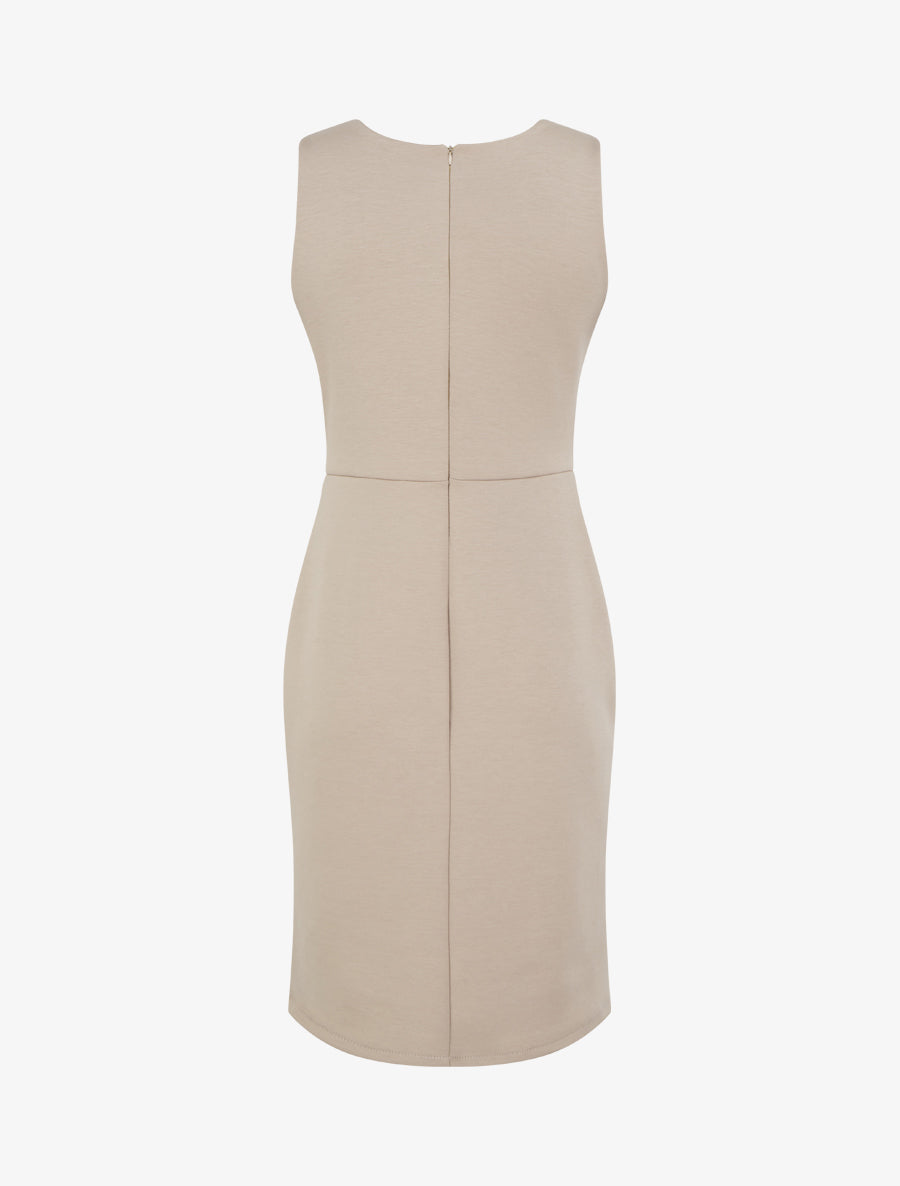Schede jurk met sierlijke inzetstukken - Beige