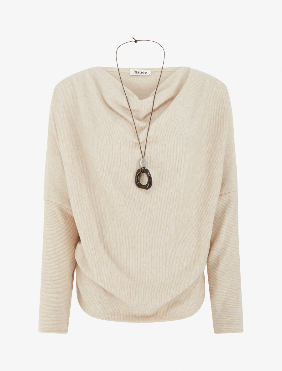 Pull côtelé à manches chauve-souris et col bénitier - Beige