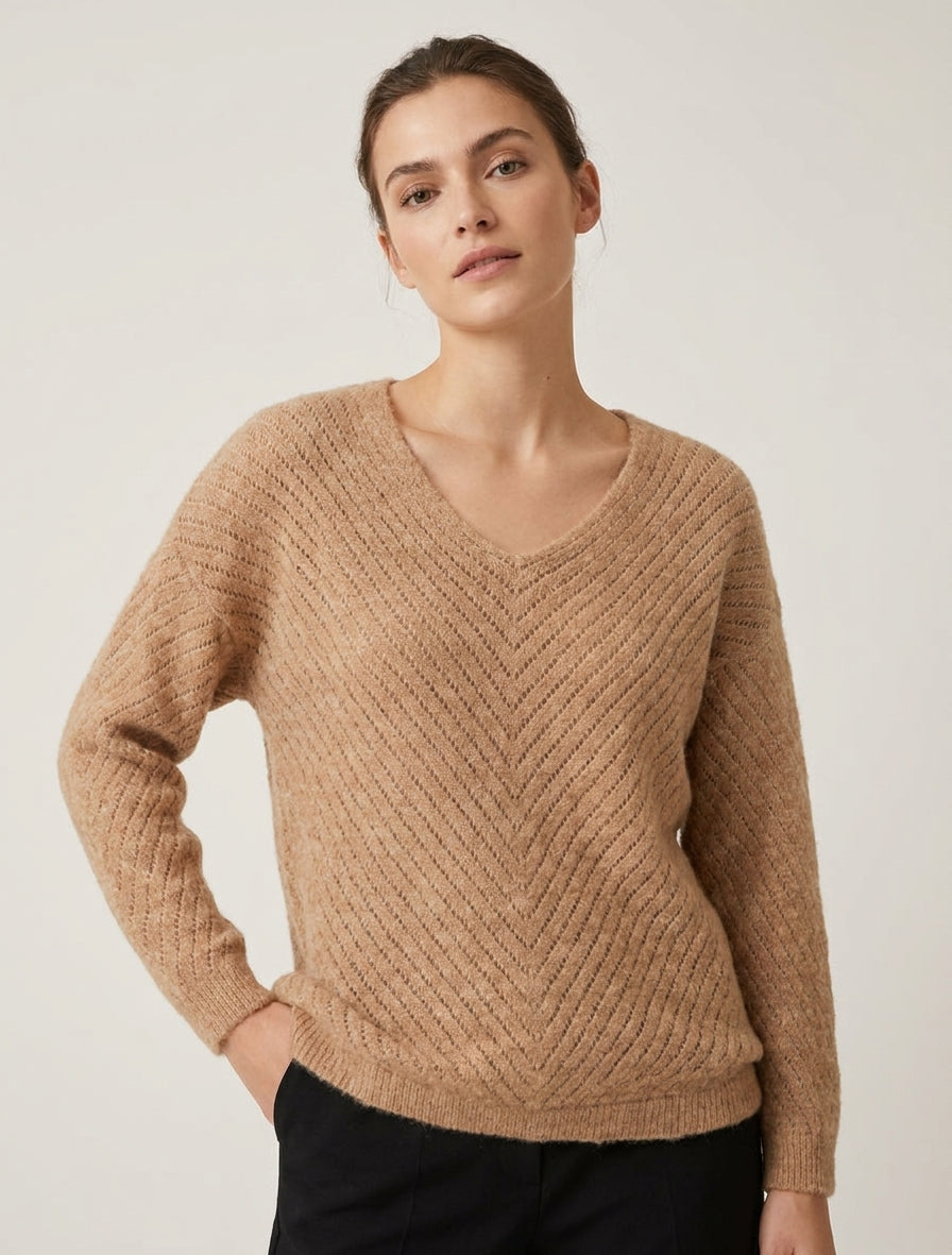 Pull coupe ample en laine mélangée à col V - Camel