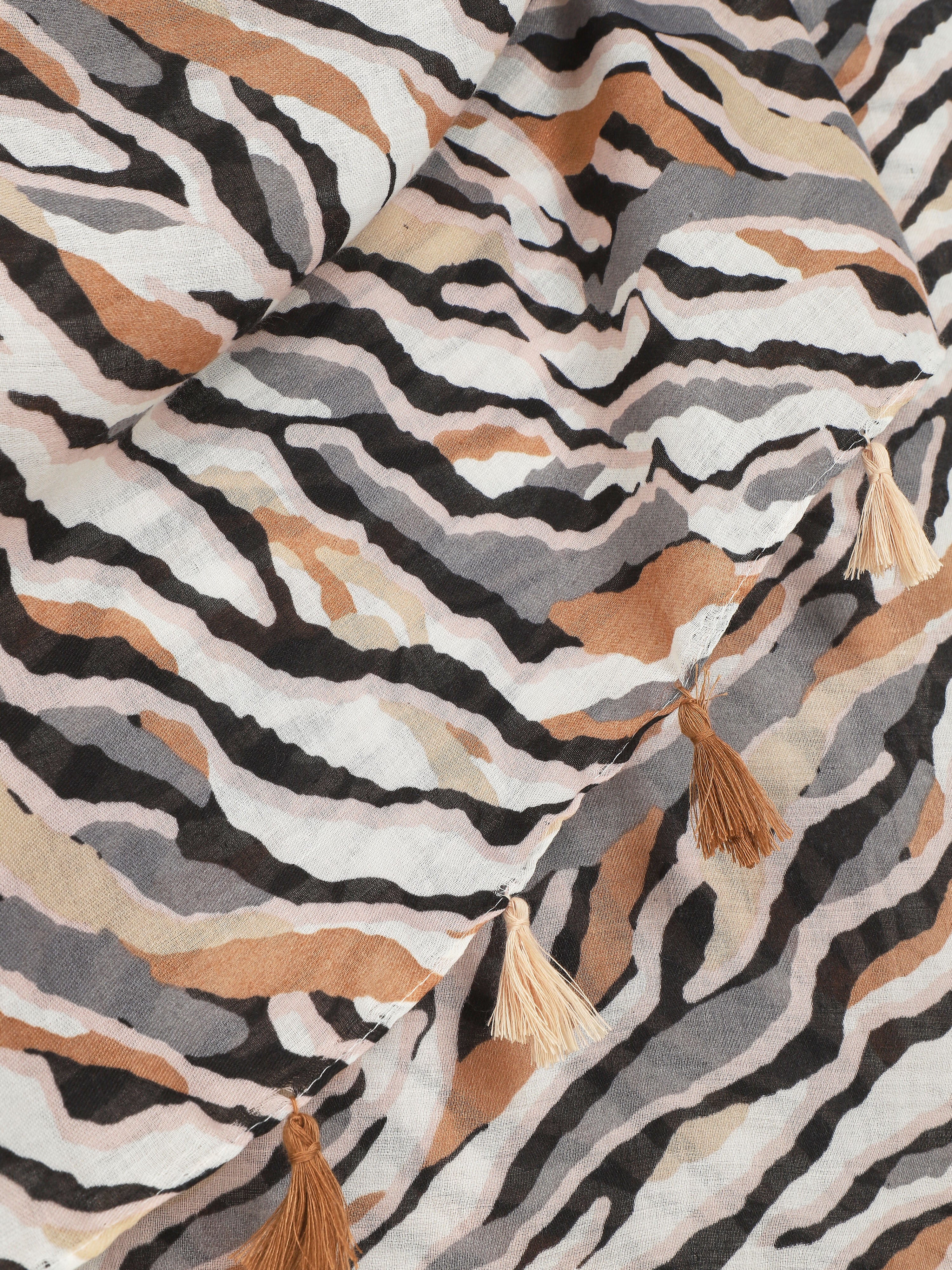 Foulard à pompons imprimé tigré - Beige - 3