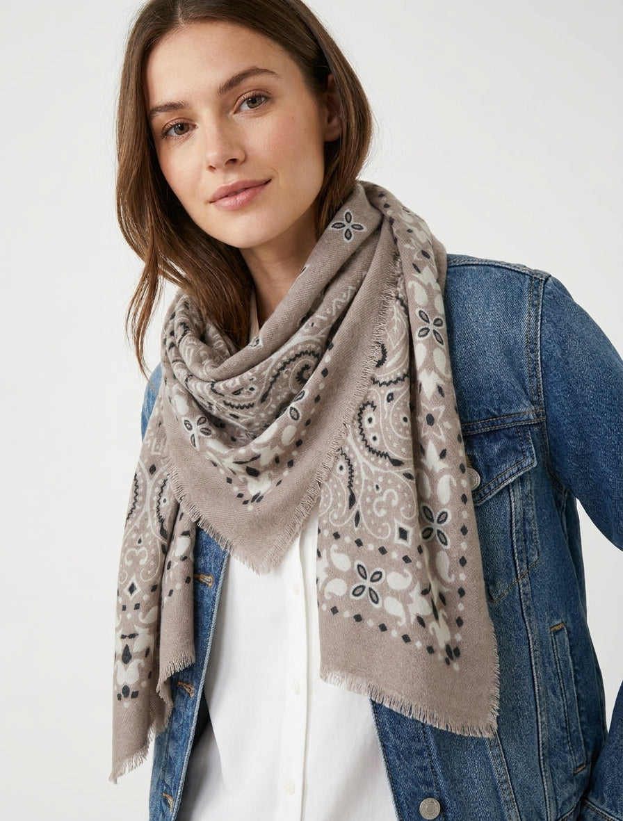 Echarpe rectangulaire à motif bandana - Taupe