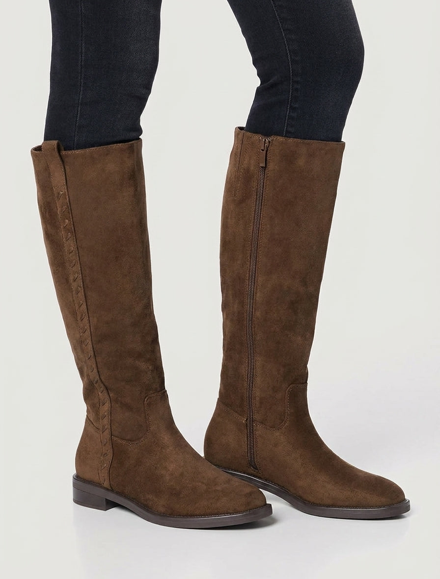 Bottes en suédine à coutures décoratives - Marron