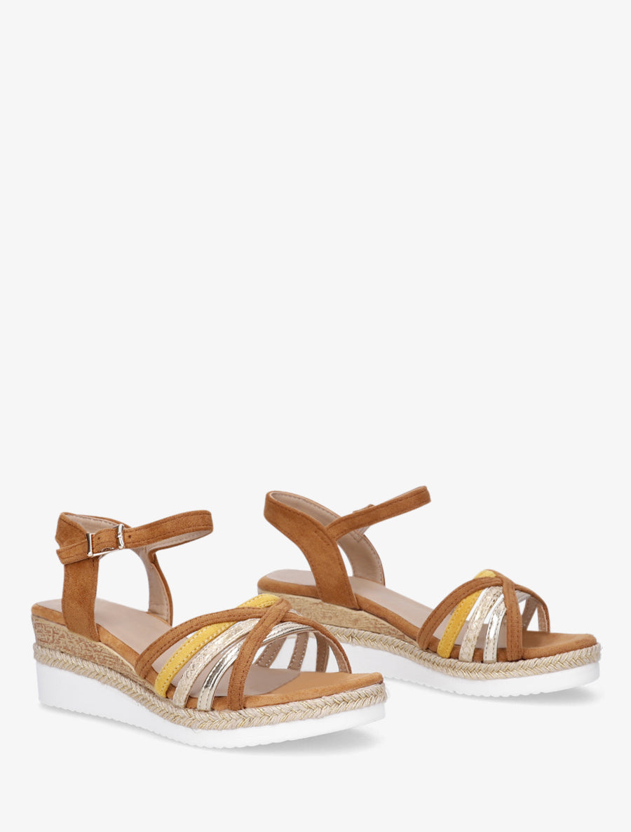 Sandales compensées à brides croisées - Camel - 4