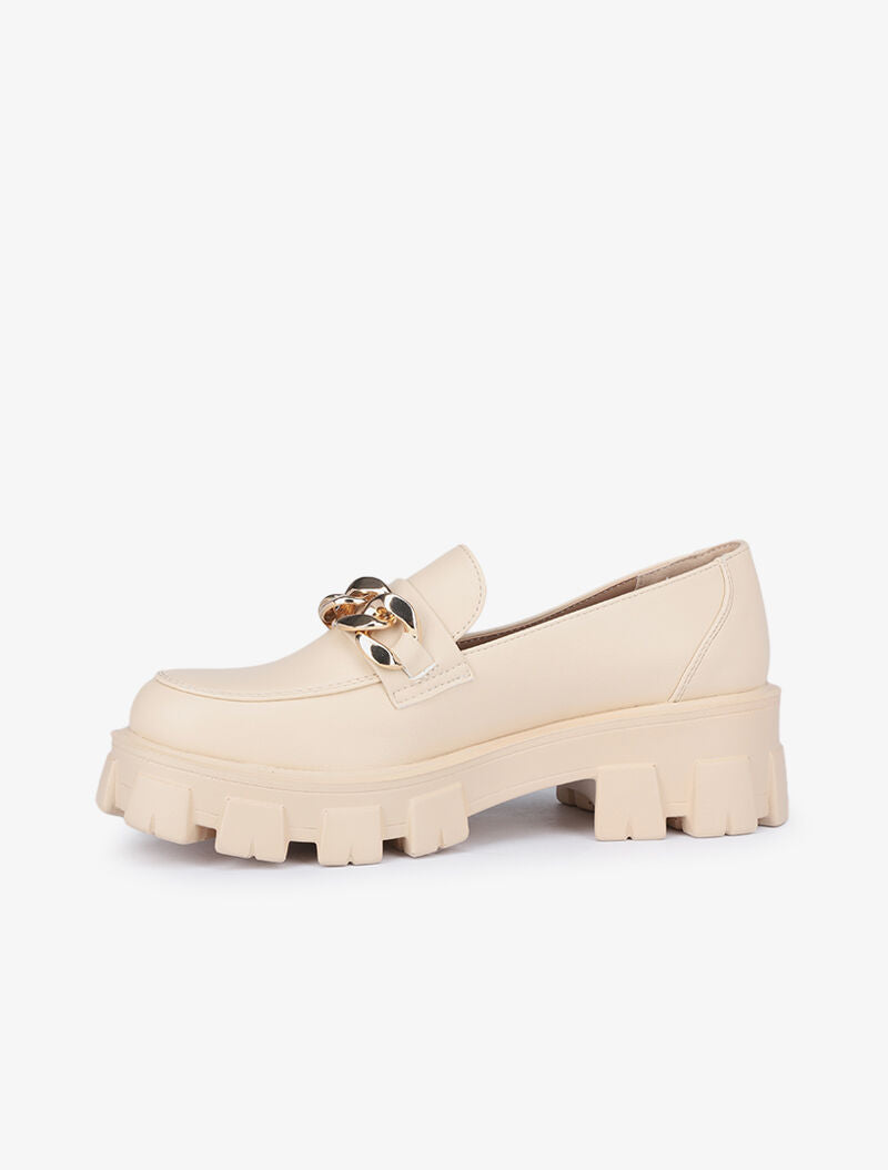 Mocassins à détail chaîne et semelles crantées - Beige - 4