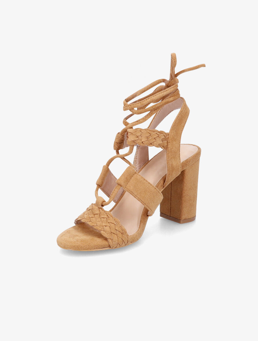 Sandales en suédine à talons et lacets - Camel - 3