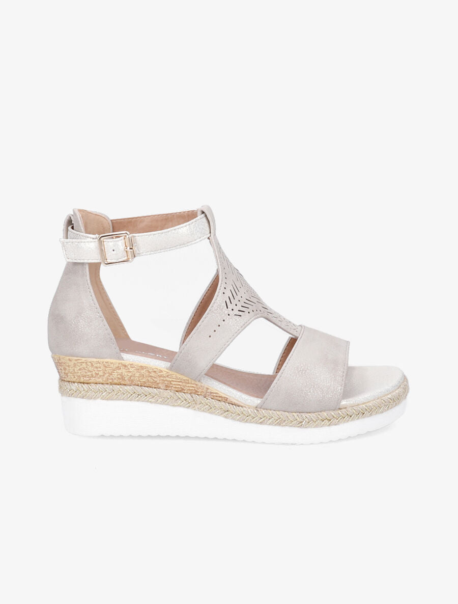 Sandales compensées perforées - Beige - 1