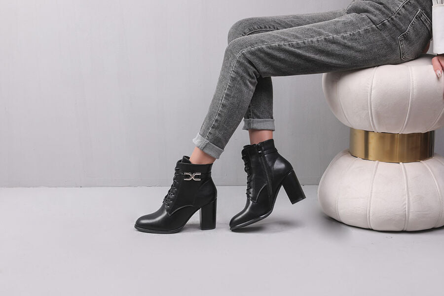 Bottines lacées à talon - Noir - 5