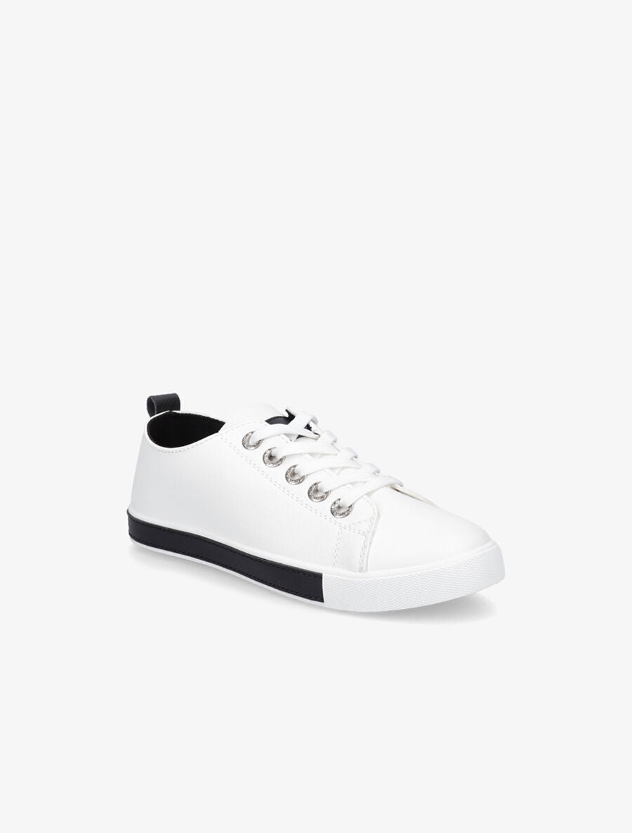 Sneakers à oeillets ornés de strass - Noir - 2
