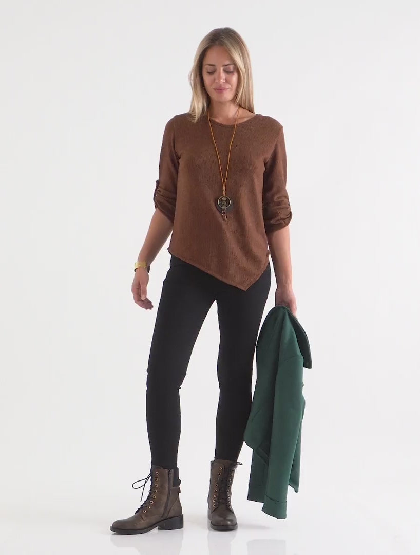 Look Tuana