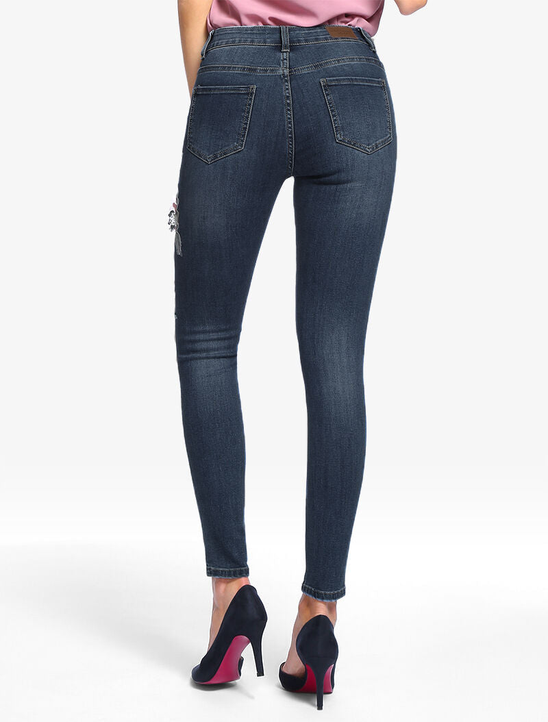 Jean 7/8 à empiècements fleuris - denim brut