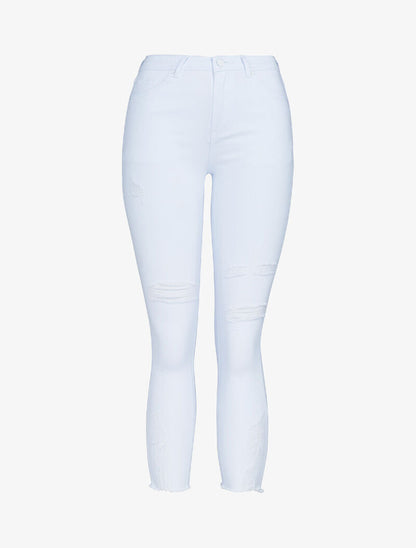 Jean 7/8 met gescheurde knieën en versleten details - wit