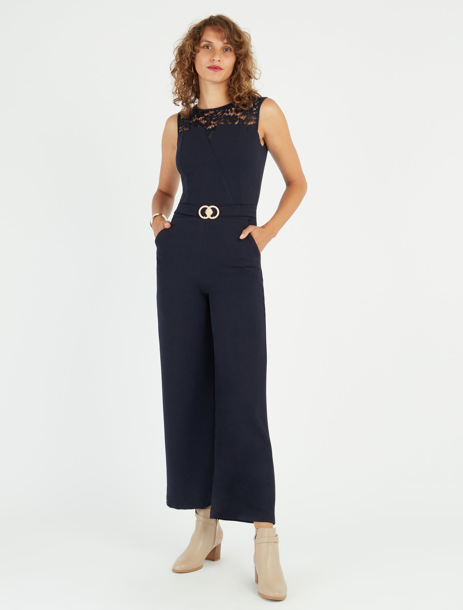 Look Chaida