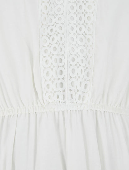 Robe longue évasée à empiècements en dentelle ajourée - Blanc - 3