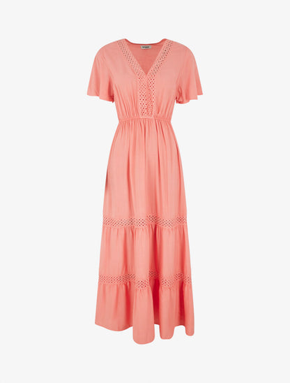 Robe longue évasée à empiècements en dentelle ajourée - Corail - 1