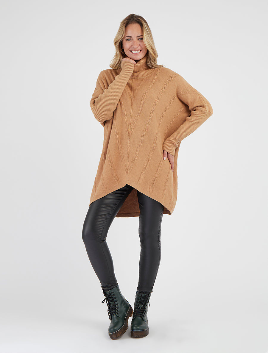 Effen trui-jurk met colkraag - Kameel