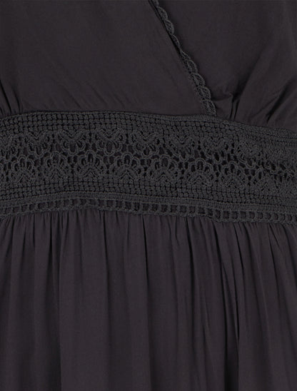 Robe sans manches à broderies - Noir - 3