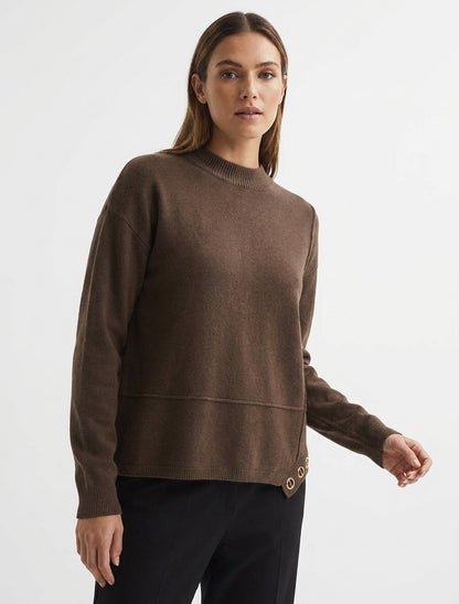 Pull uni à empiècement oeillets - Marron