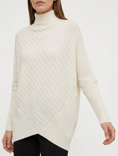 Pull overzise asymétrique à col montant - Crème