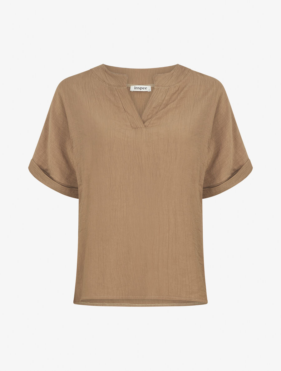 Blouse droite et texturée à col V - Camel - 4