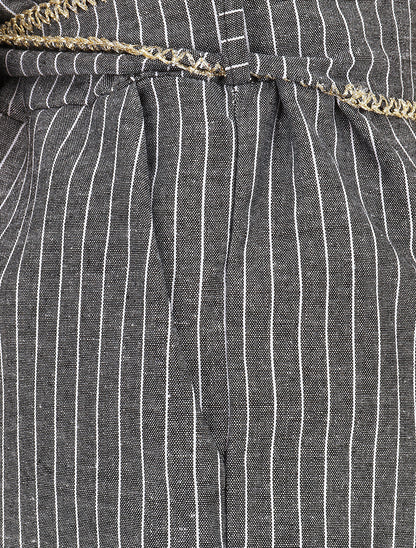 Short fluide à rayures et ceinture fantaisie - Noir - 3