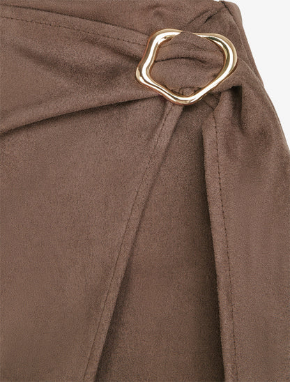 Jupe portefeuille en suédine à boucle - Marron - 3