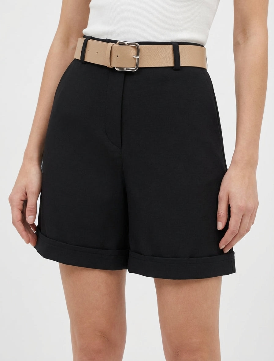 Short ceinturé à revers - Noir
