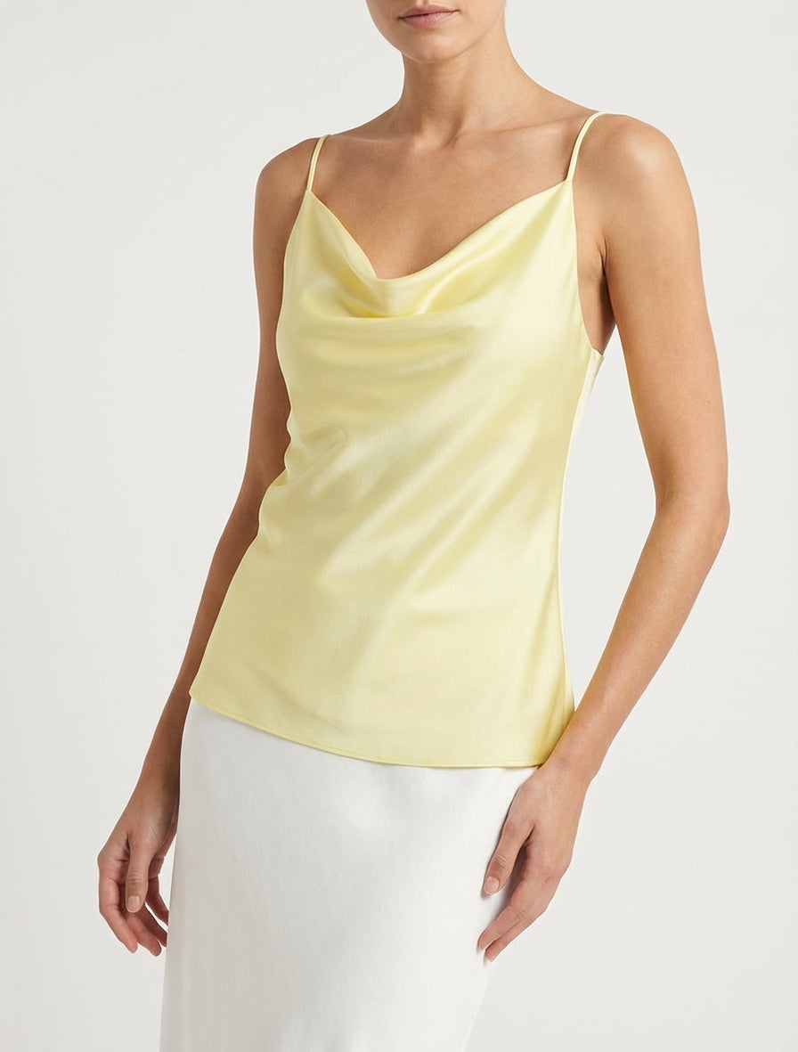 Caraco satiné à col bénitier - Jaune pâle