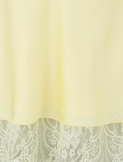 Caraco satiné à bords en dentelle - Jaune pâle - 3