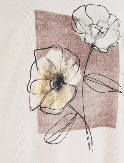 Pull à bords asymétriques et motif floral irisé - Crème - 3