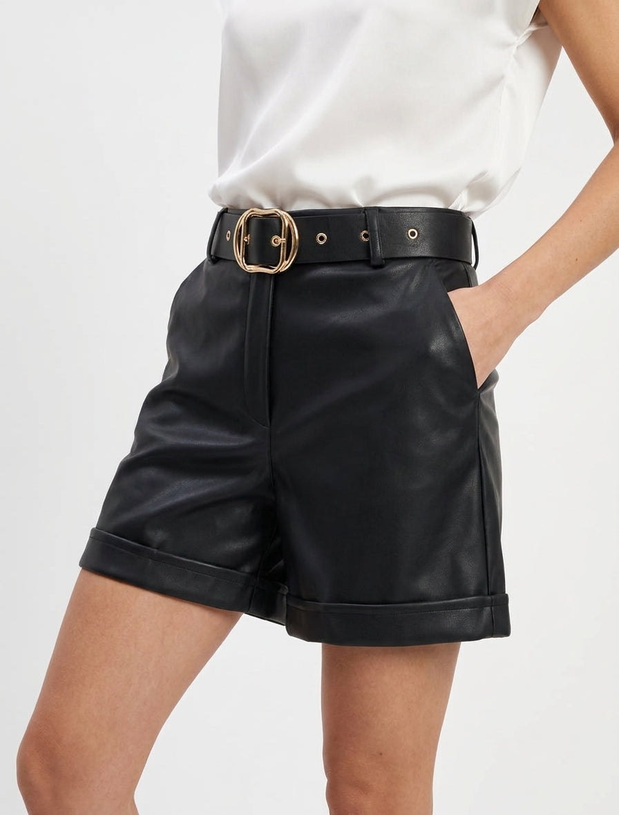 Short en simili à revers - Noir