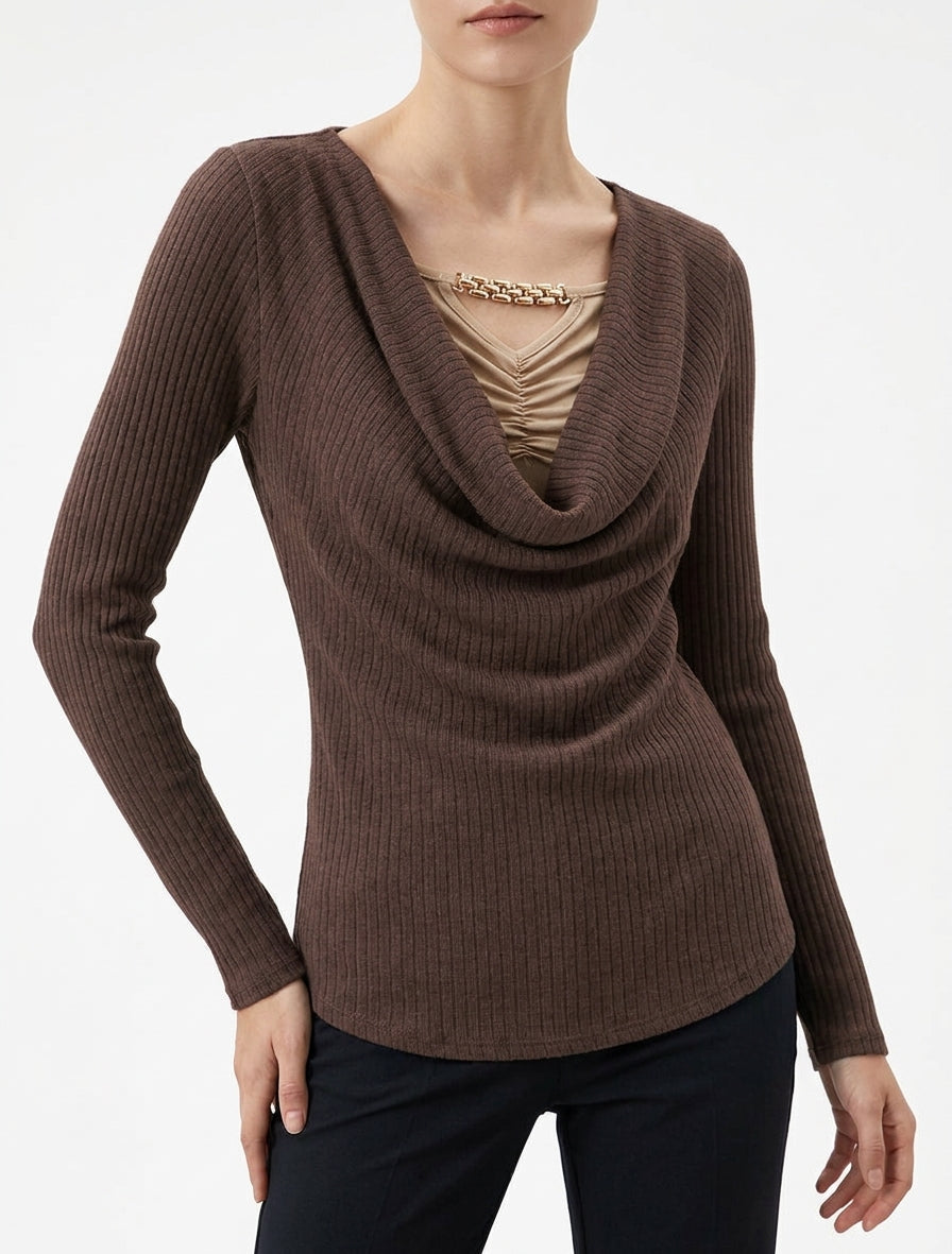 Pull côtelé à col bénitier et bijou - Marron