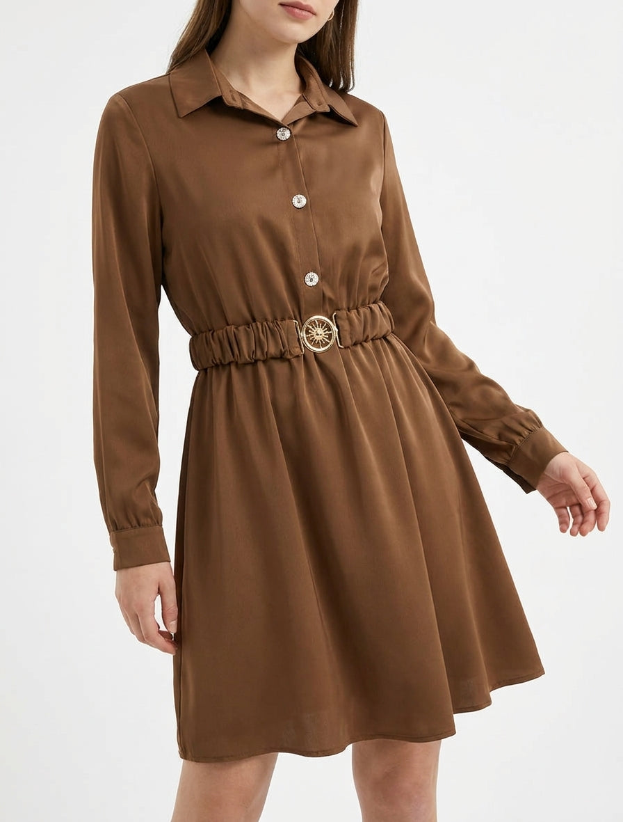 Robe satinée style chemise à manches longues - Camel