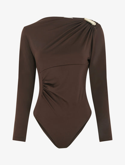 Body satiné à col asymétrique et bijou - Marron - 1