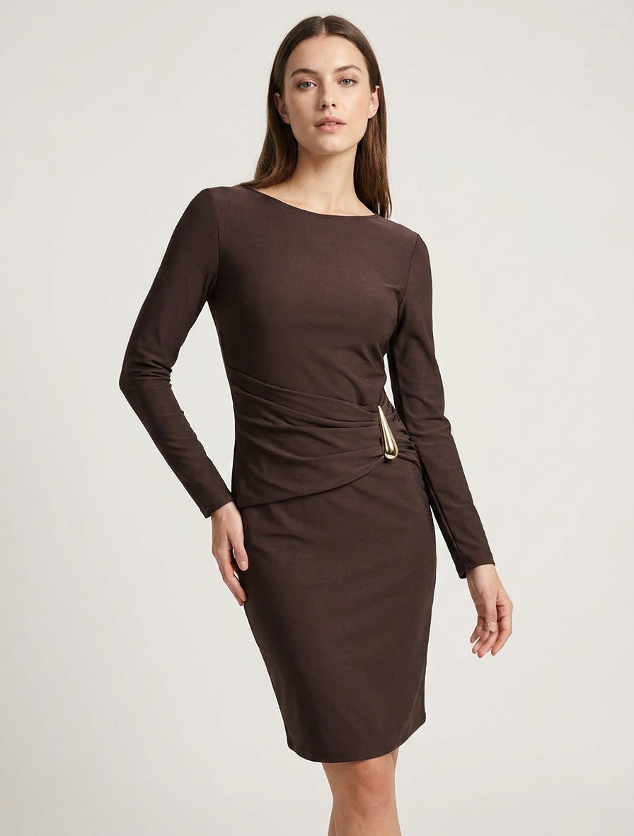 Robe mi-longue à bijou métal - Marron