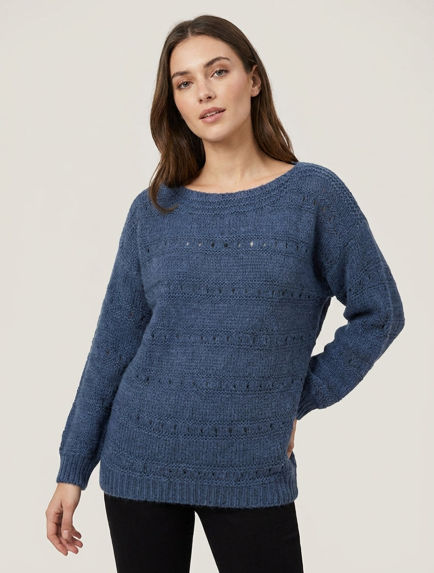 Ruime trui met boothals in fantasietricot. - Blauw