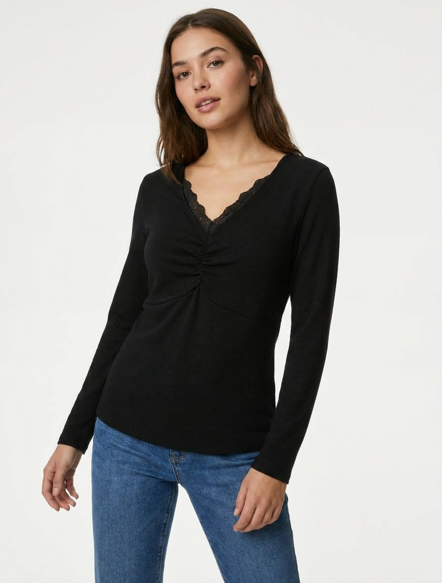 Pull fin à col V en dentelle - Noir