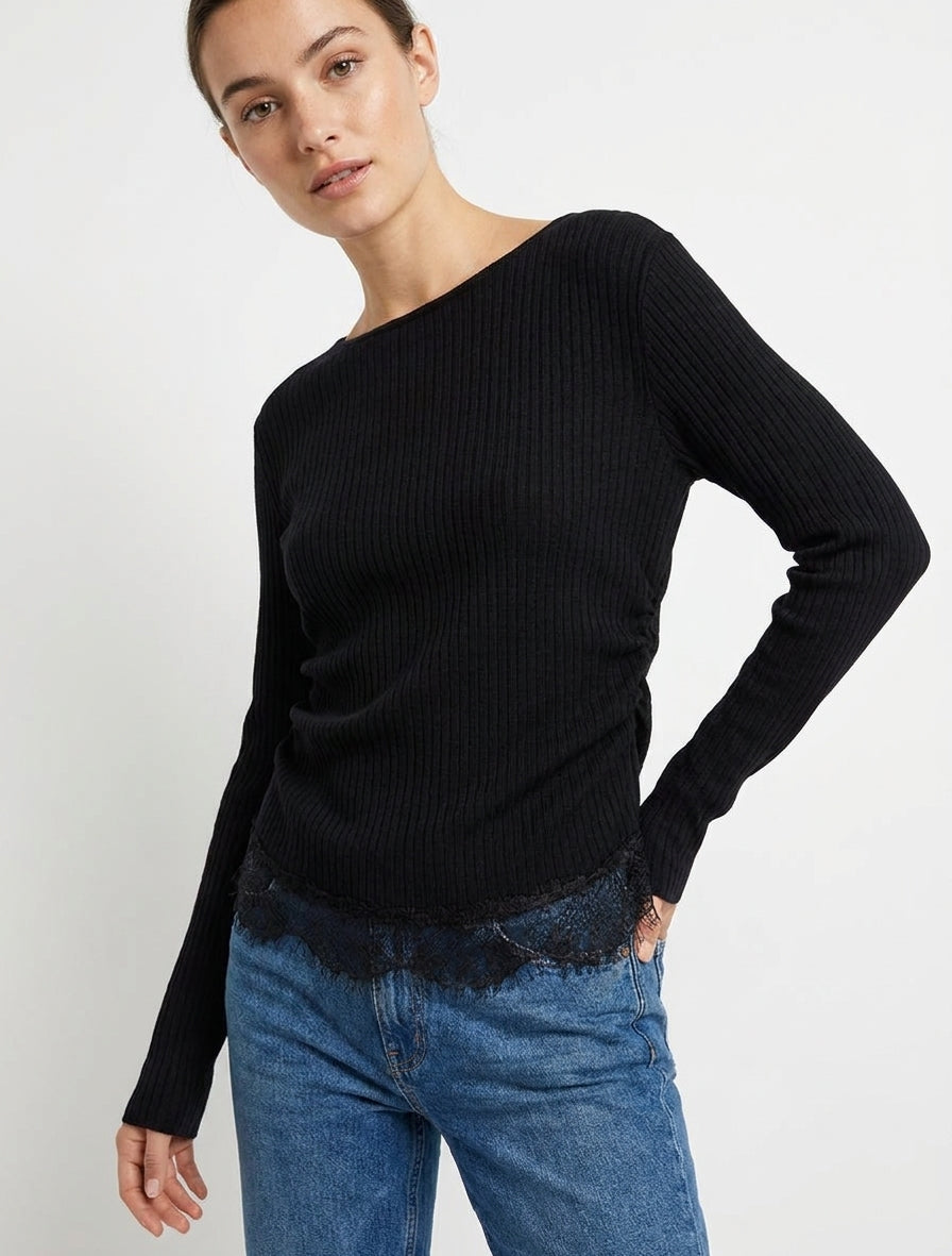 Pull côtelé bas dentelle et côtés froncés - Noir