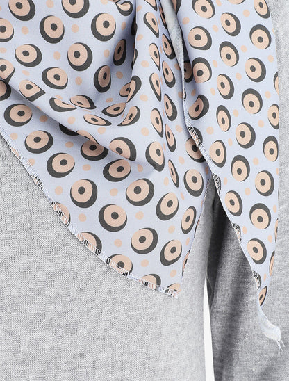 Robe pull mi-longue avec foulard - Gris clair - 3