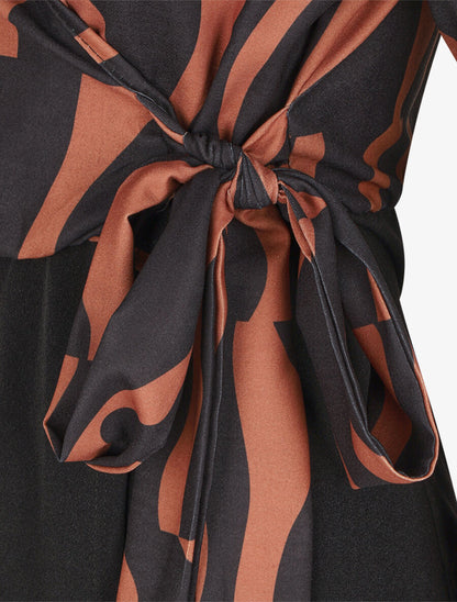 Robe portefeuille ajustée imprimé graphique - Marron - 3