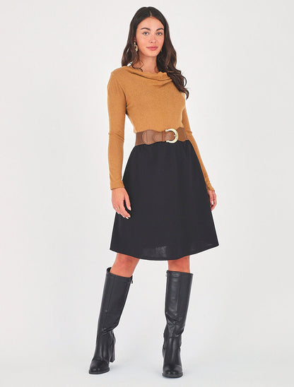 Robe courte évasée col bénitier et manches longues - Camel - 4