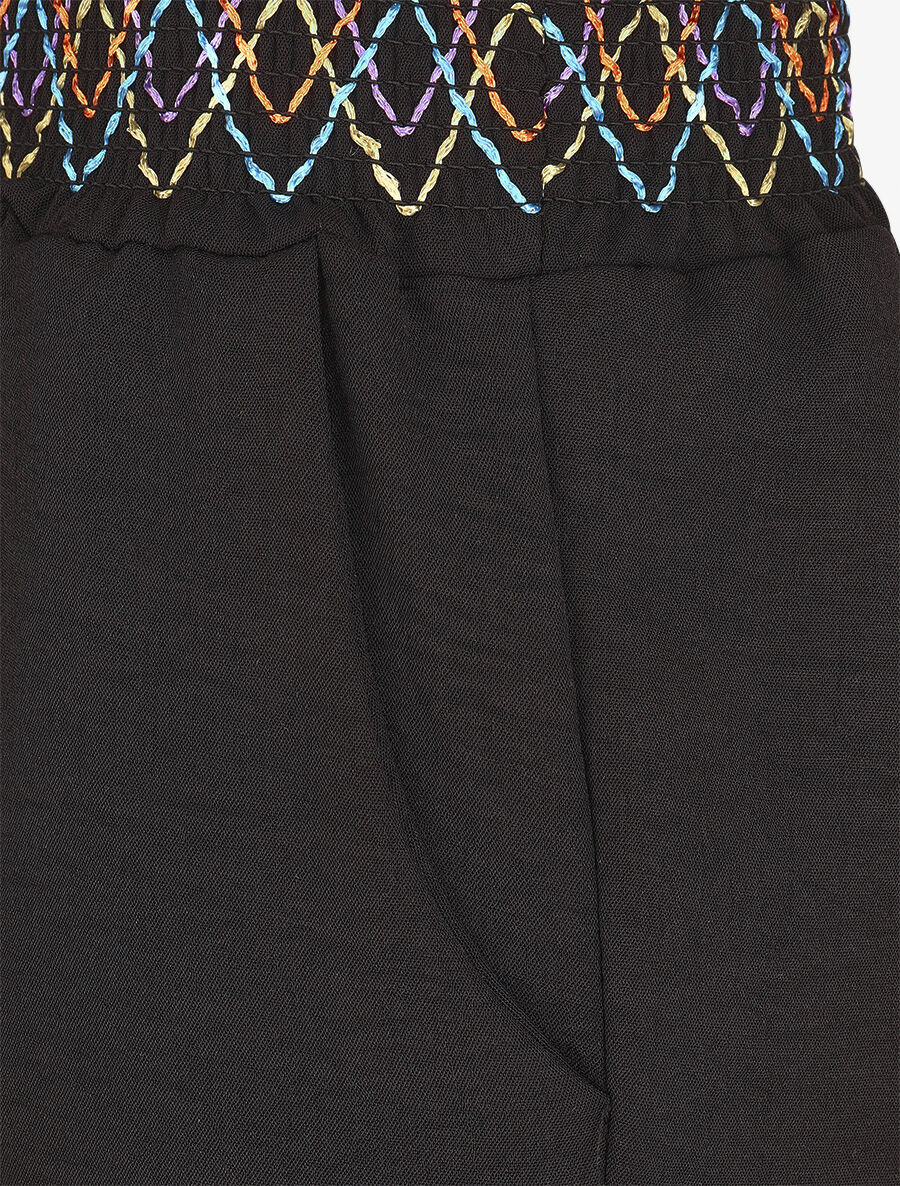 Short élastiqué uni à revers - Noir - 3