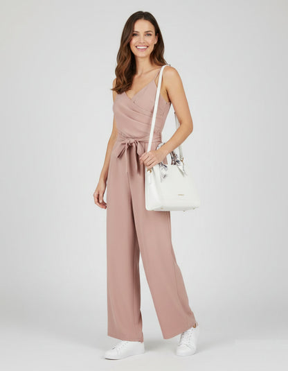 Look Mirela