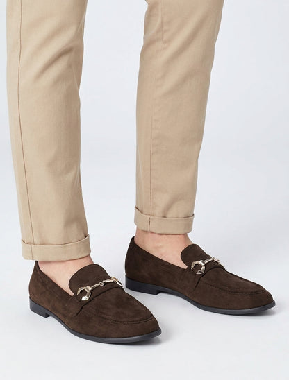 Suède loafers met gestileerde gesp - Chocolade