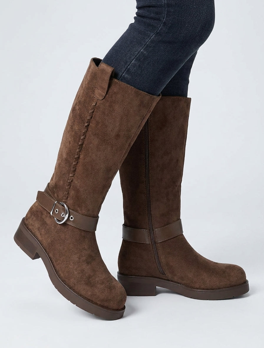 Bottes en suédine sanglées - Marron
