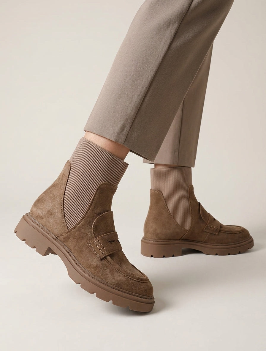 Suède enkellaarsjes in mocassin stijl - Mol